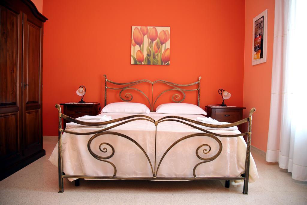 سبيكيا B&B Borgosolare الغرفة الصورة